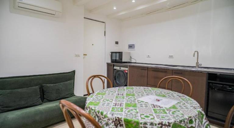 Holiday apartment with 1 room for 2 persons — photo 5