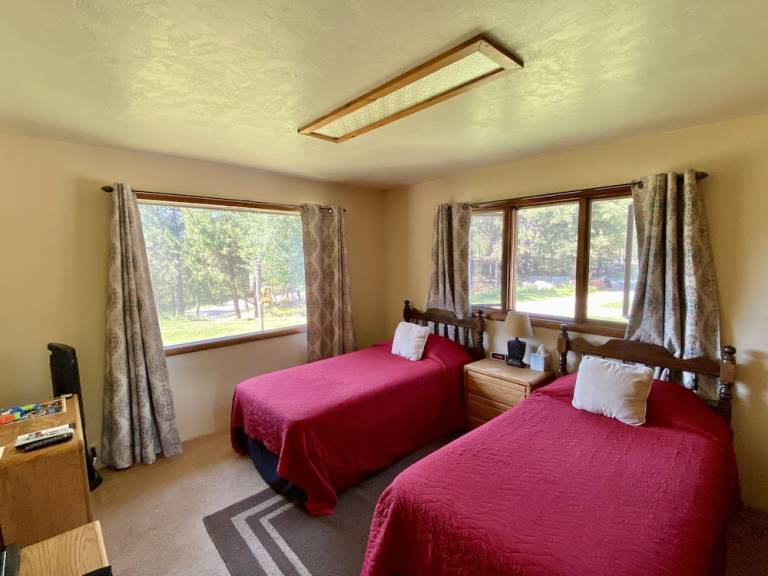 Lodge  Marion