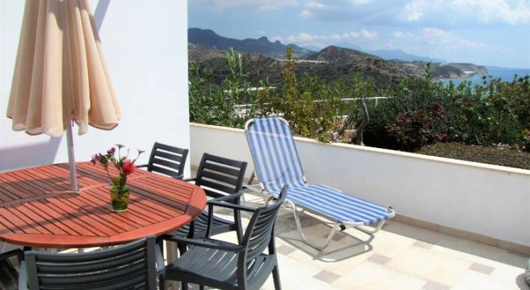 Rental apartment with garden, patio & barbeque — photo 2