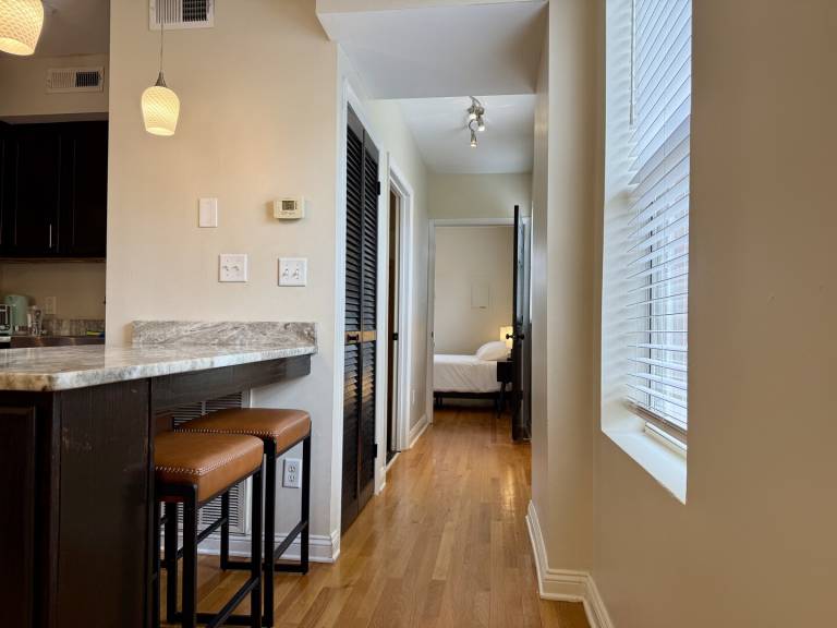 Apartment with patio & yard | Pets are welcome — photo 4