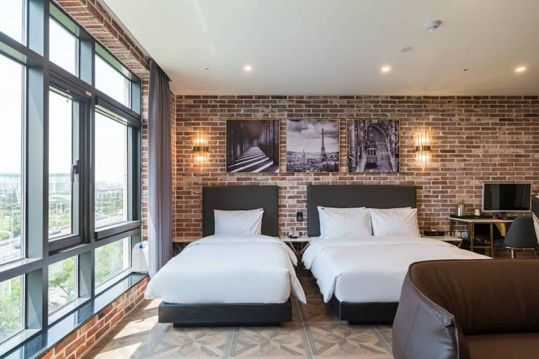 Hotel Four Star