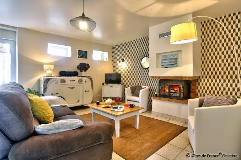 Gite with grill, patio & yard | Pets are welcome in Quimper
