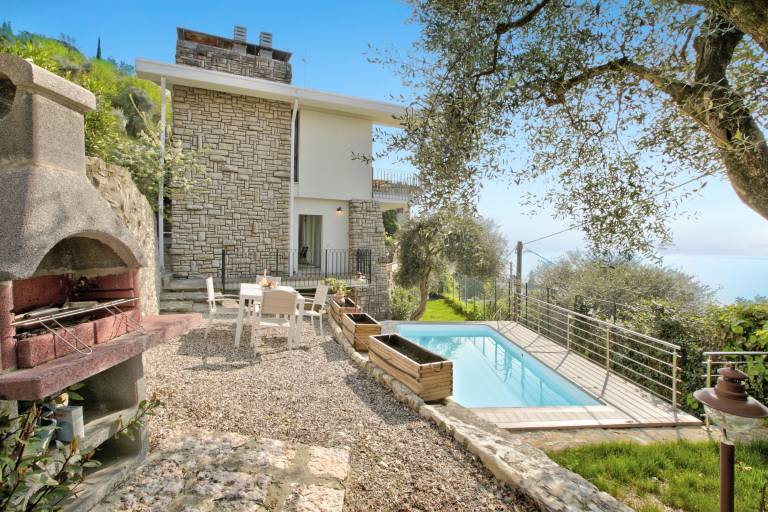Ferienhaus mit Hund in Brenzone sul Garda, Pai für max. 4 Personen Ferienhaus mit Hund in Brenzone sul Garda, Pai für max. 4 Personen