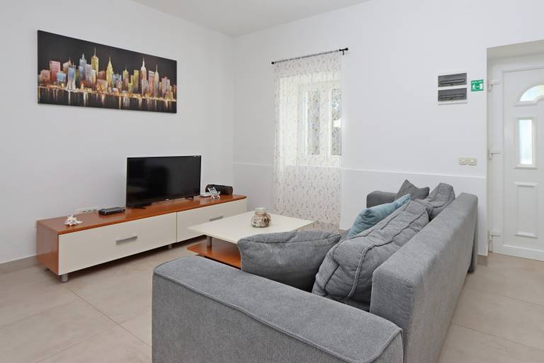 Two bedroom house near beach Barbat, Rab (K-22294) — photo 2