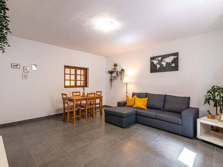 Rental apartment with 2 rooms for 3 persons — photo 2