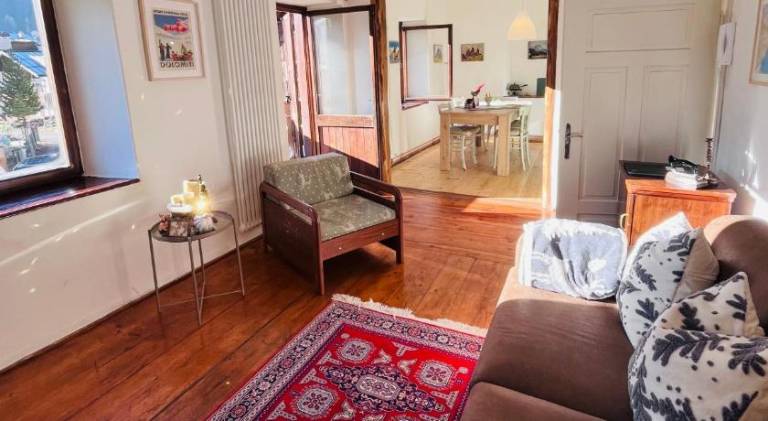 Rental apartment with barbeque, terrace & yard — photo 2