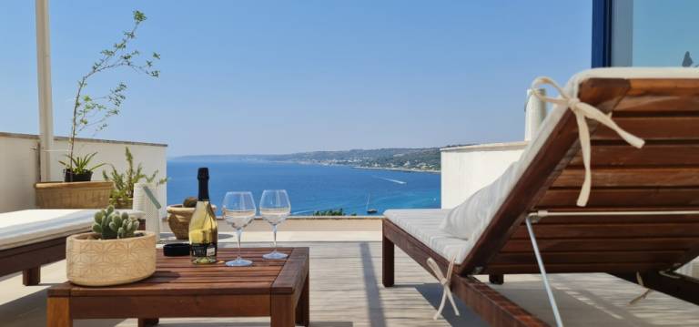 Children-friendly wonderful rental apartment with barbecue | Water view | Pets allowed — photo 2