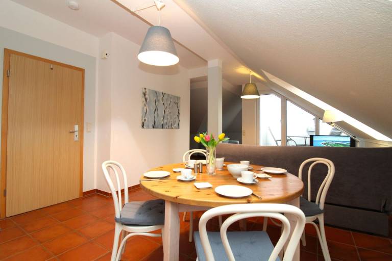 Appartementhaus Villa Sanssouci WE 1: strandnahe 2-Zimmer-Fewo mit Dachterrasse — photo 5