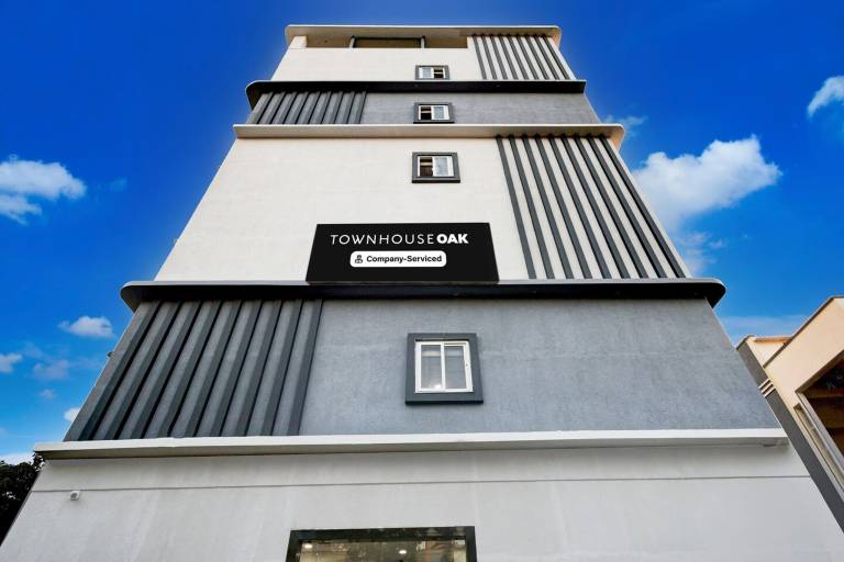 Townhouse Oak L B Nagar Metro Station