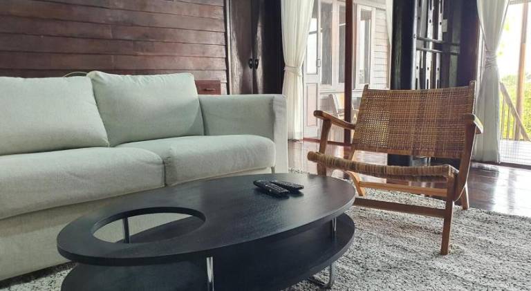Beautiful vacation home with hot tub | Pets are welcome in Bangkok