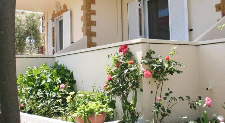 Pleasant apartment with barbeque, patio & yard | Beach nearby | Pet-friendly — photo 5