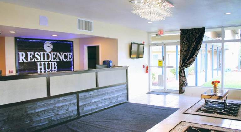 Residence Hub Inn and Suites — photo 4