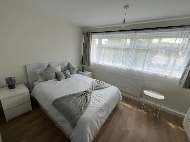 Cozy Cottage in Croydon