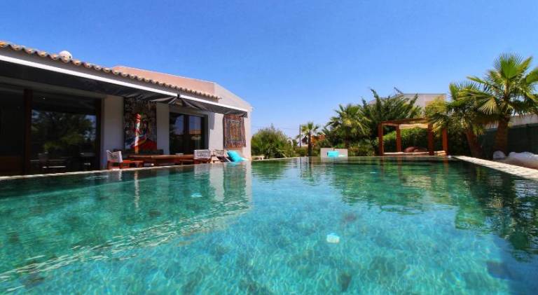 Beautiful Algarve Pool Villa Bali 15min to beach — photo 3