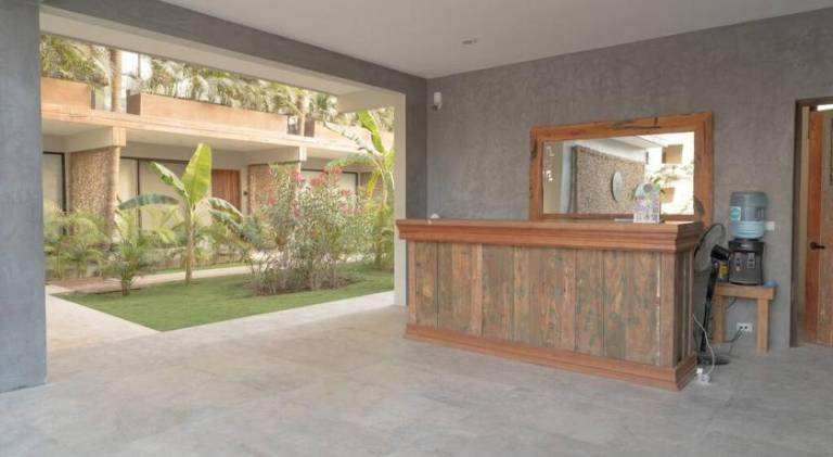 Rental apartment with terrace & pool — photo 5