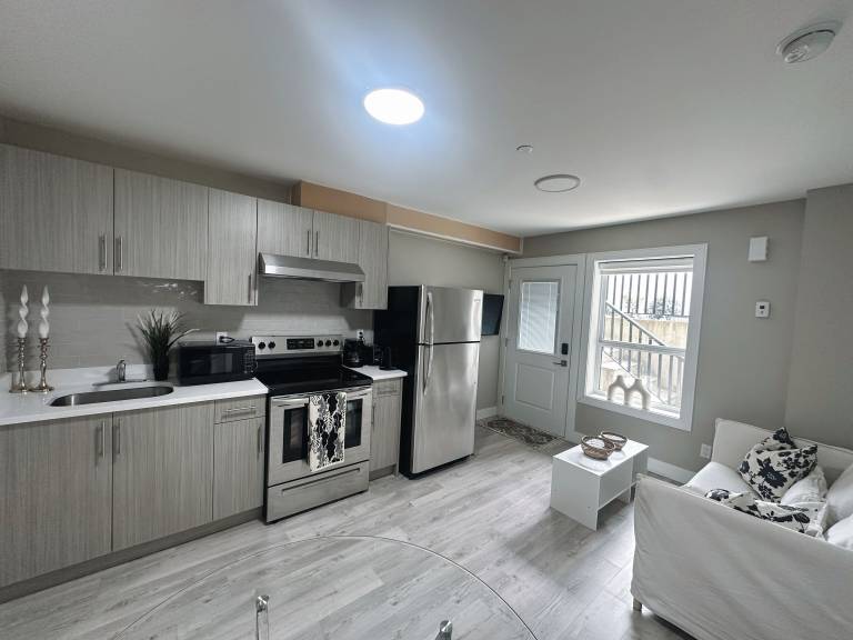 House Victoria-Fraserview