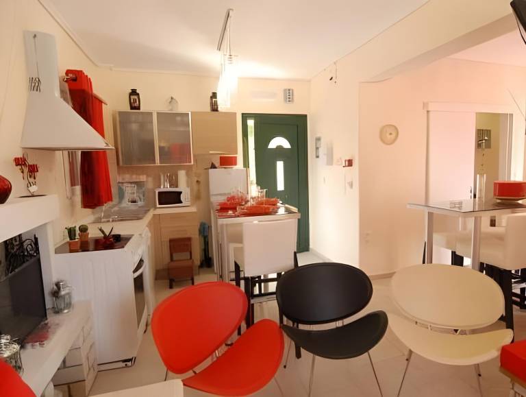 Child-friendly charming villa with pool, yard & terrace | Pets allowed in Lefkada