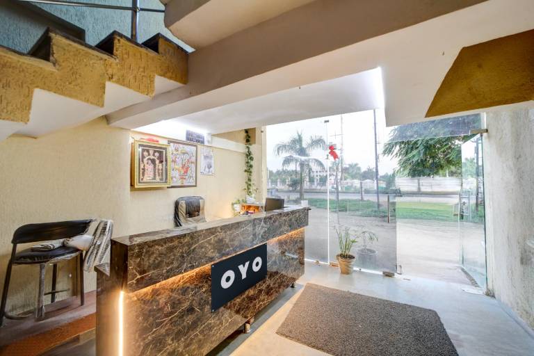 Hotel O Balaji Palace