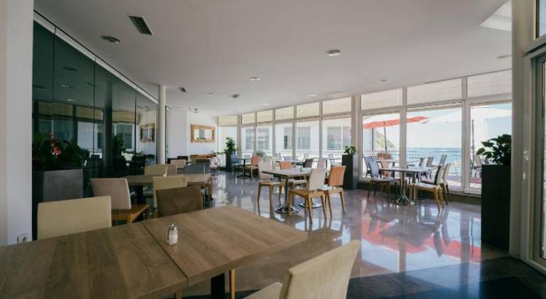 Barbara Piran Beach Hotel — photo 2