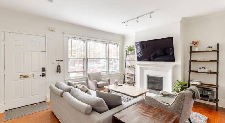 Charming 4BR Duplex in Oak Lawn Private Backyard in Dallas, TX