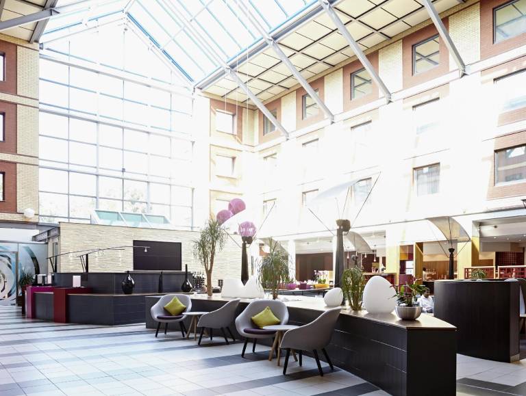 Novotel London Heathrow Airport M4 Jct. 4 — photo 2