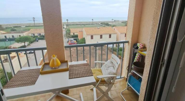 Holiday apartment with pool — photo 5