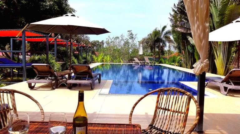 Villa with BBQ, pool & yard | Good for workation | Pets allowed — photo 2