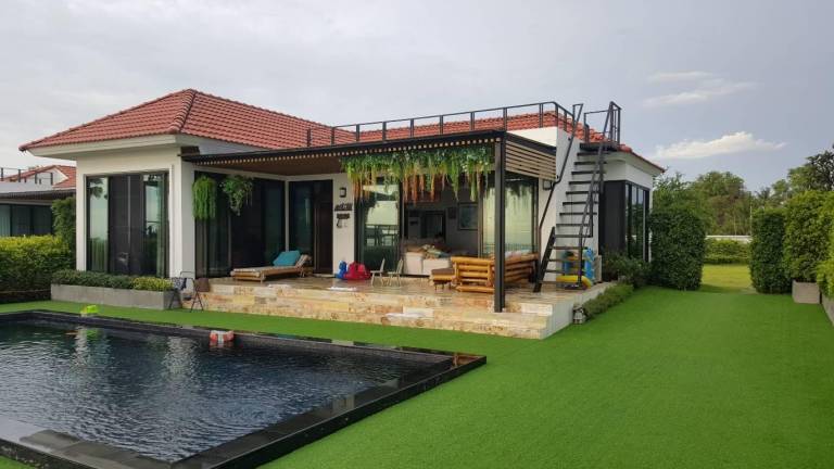 La Playa Pool Villa Beach Front Cha-am Huahin — photo 3