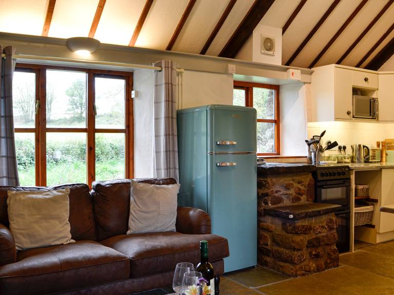 Family-oriented cottage with garden | Pets are welcome — photo 4