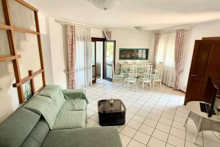 Family-friendly charming villa with barbecue, private pool & patio | Water view | Next to the beach | Pets allowed — photo 2