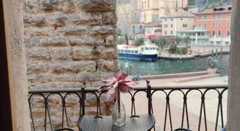 Holiday apartment with 1 room for 5 persons in Tenno