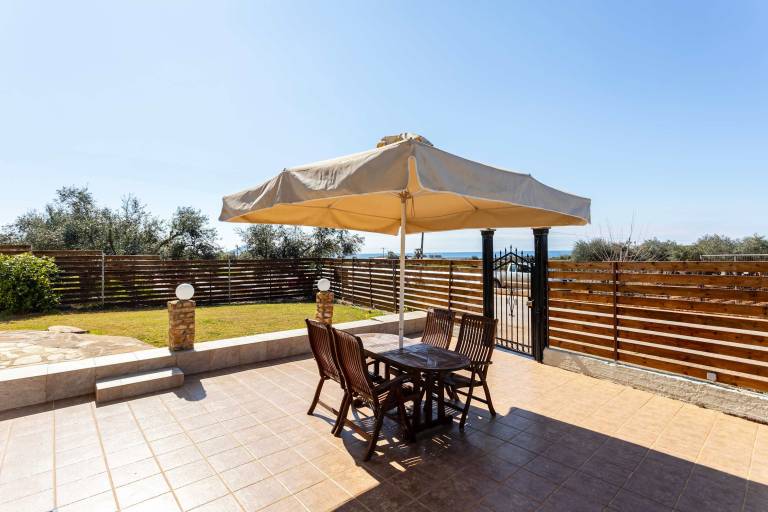Vacation home with garden, fast internet & grill | Sea view — photo 2