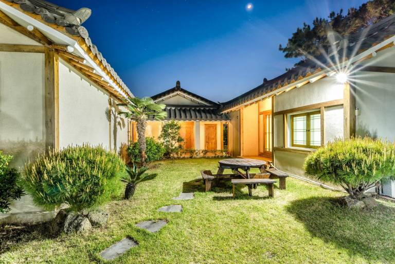 Harbag Hanok Village