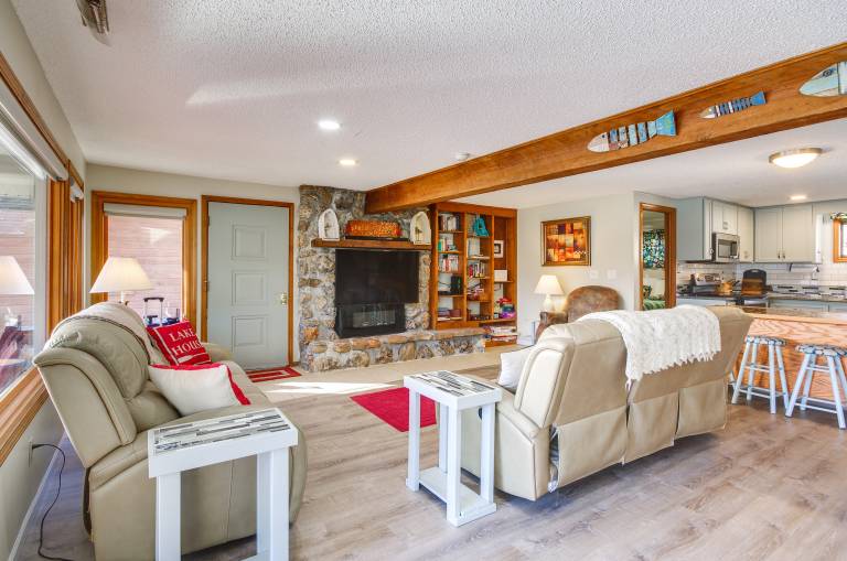 'Hiller Haus' w/ Boat Dock in Lake of the Ozarks! — photo 2