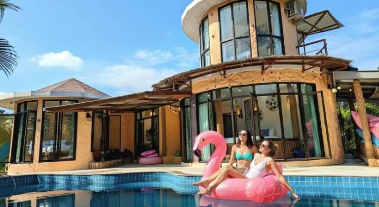 House with pool in Hua Hin
