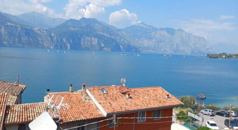 Holiday apartment with 2 rooms for 5 persons in Malcesine