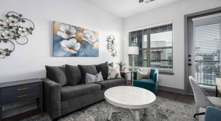 Apartment with pool | Good for workation in Birmingham, AL