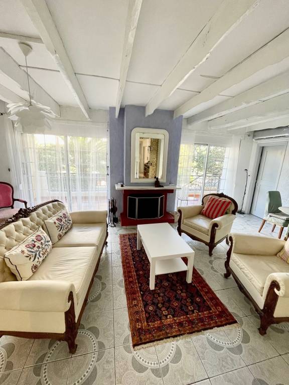 Apartment South Athens