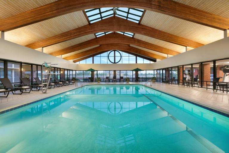 Holiday Inn Washington-Dulles International Airport By IHG — photo 2