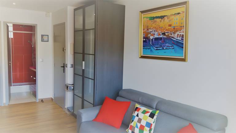 Children-friendly lovely rental apartment with patio | Sea view | Beach nearby | Pets allowed — photo 5