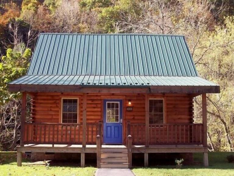 Cabin  Galax