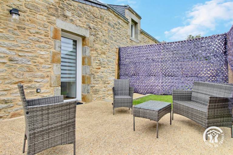Beautiful gite with yard, BBQ & terrace | Dogs allowed — photo 3