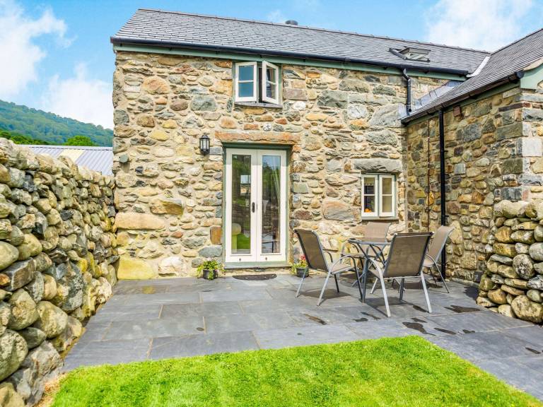 Cottage Llanbedr-y-cennin
