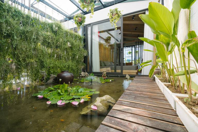 Charming rental apartment with jacuzzi | Close to St. Joseph's Cathedral | Good for workation | Dogs allowed in Hanoi
