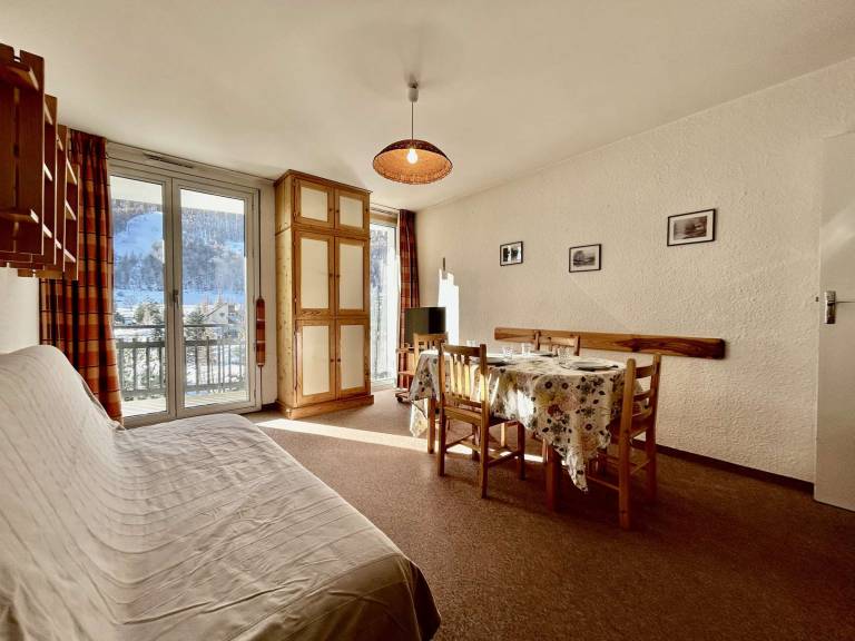 Rental apartment with 1 room for 5 persons — photo 4