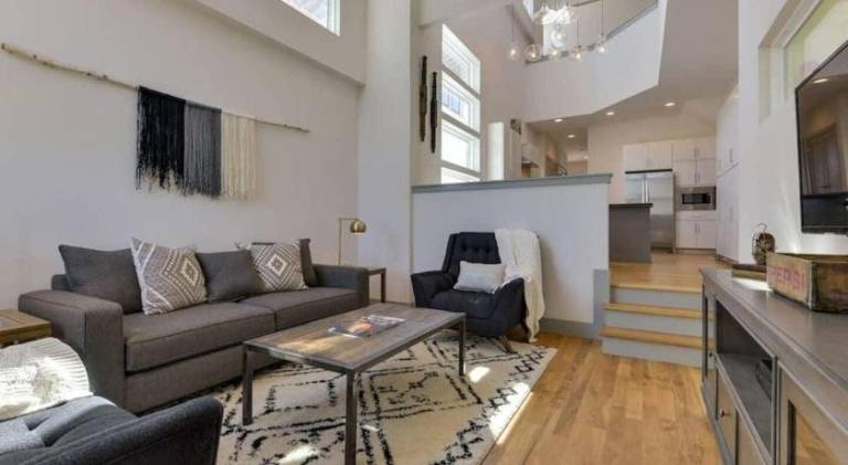 Charming vacation home | Pets allowed in Nashville, TN