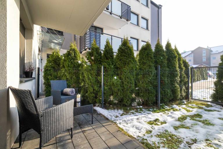 Starzy skiego 25 Bielsko-Bia a Comfortable Apartment Private Garden Parking — photo 3