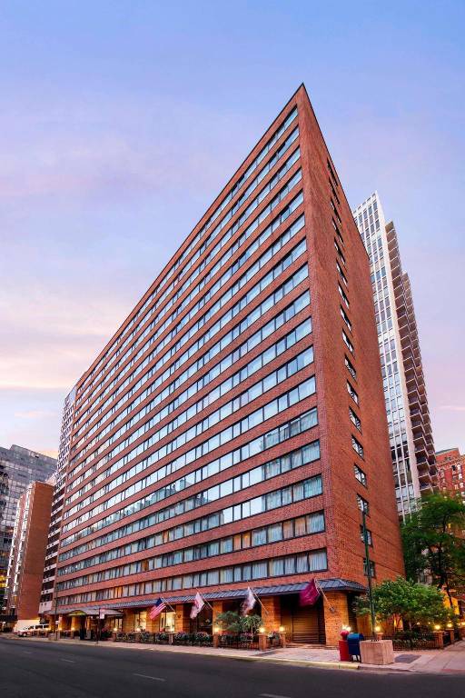 Sonesta ES Suites Chicago Downtown Magnificent Mile - Medical in Lincoln, IL