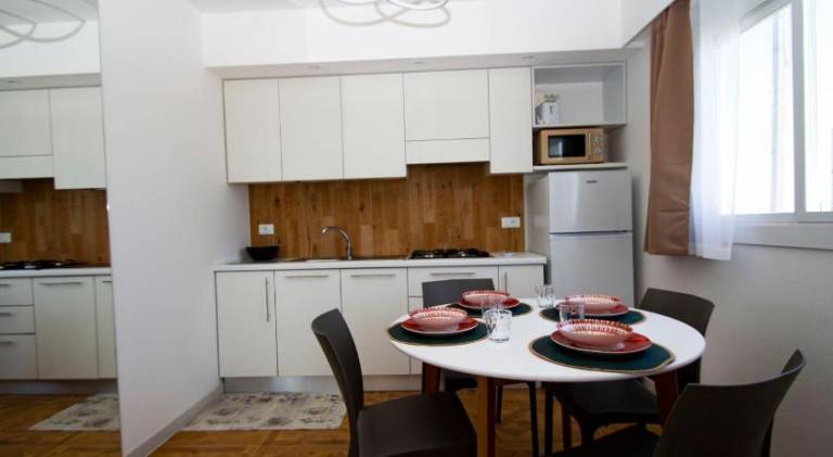 Villa with 2 rooms for 4 persons — photo 5