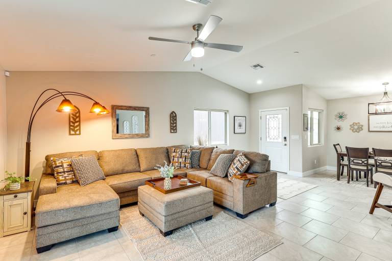 'Havasu Palisades'! Home w/ Pet-Friendly Yard in Lake Havasu City, AZ